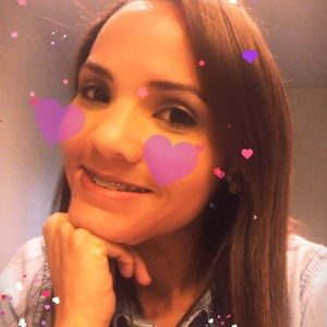 Meet your Posher, Mariel